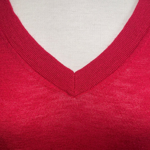 BANANA REPUBLIC♥️Long Sleeved V-Neck Red SWEATER🍁VERY GOOD Condition! Size XS🌻 - Picture 5 of 8